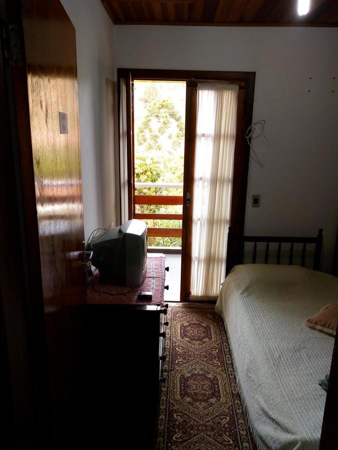 Casa Flor De Liz Villa Campos do Jordão Екстериор снимка