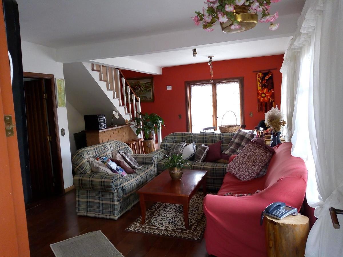 Casa Flor De Liz Villa Campos do Jordão Екстериор снимка