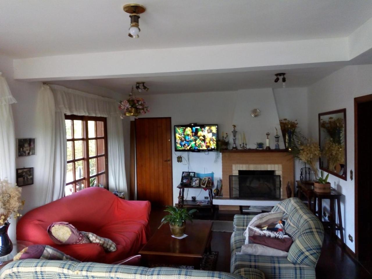 Casa Flor De Liz Villa Campos do Jordão Екстериор снимка